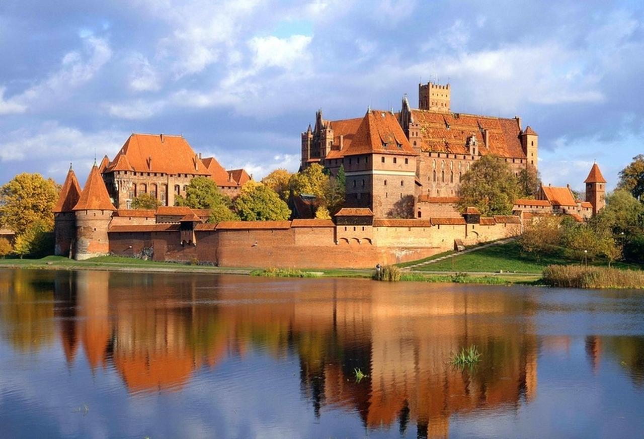 Hostel Dedal Malbork Exterior foto